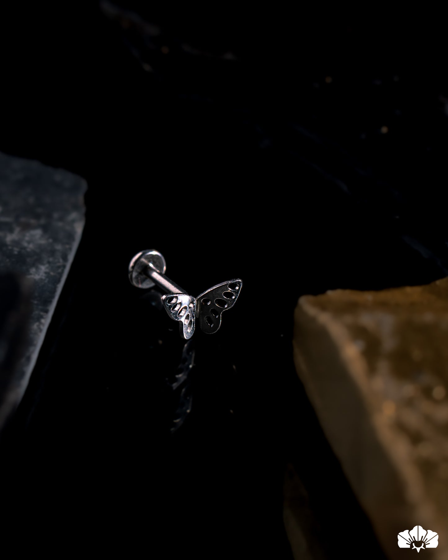 LABRET TITANIO TOP VUELO DE MARIPOSA FILIGRANA
