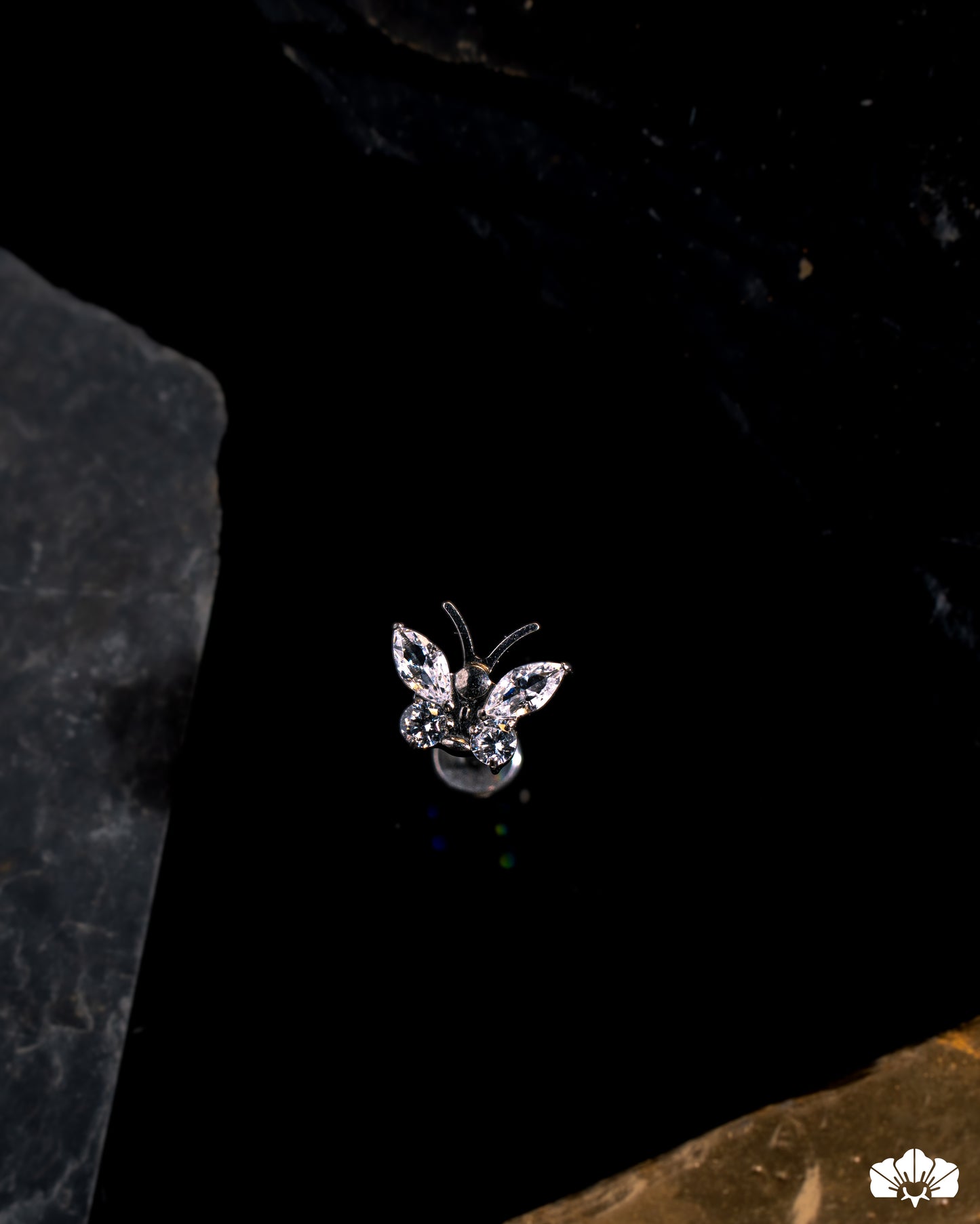 LABRET TITANIO TOP VUELO DE MARIPOSA FILIGRANA
