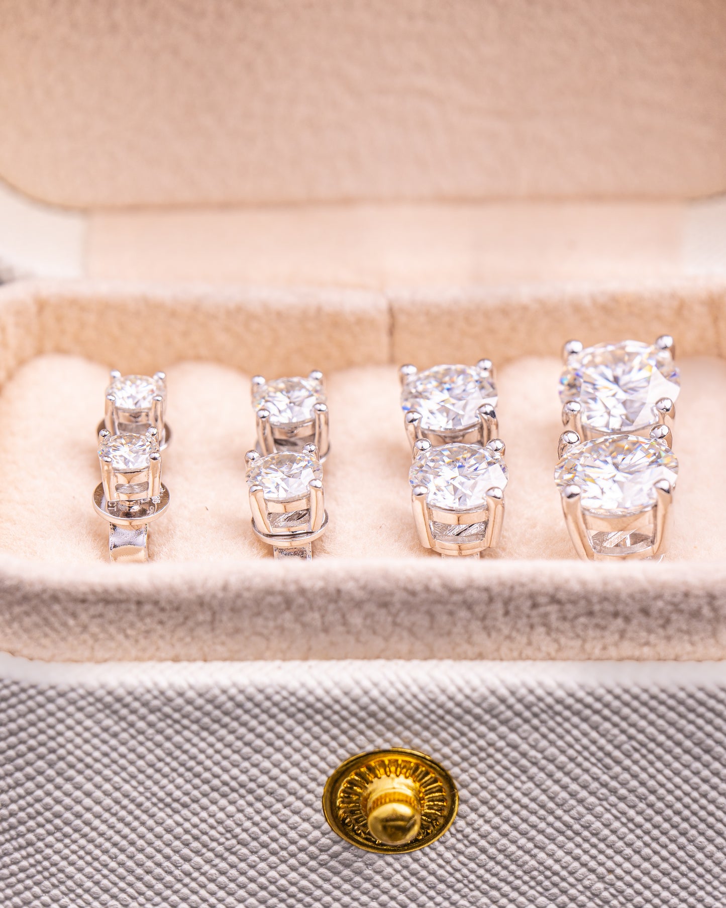 PENDIENTES PLATA LEY 925 ORO BLANCO 18K MOISSANITA 5MM