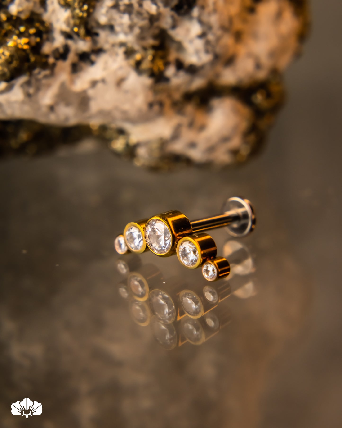 JOYA TITANIO 5 ZIRCONIAS BLANCAS