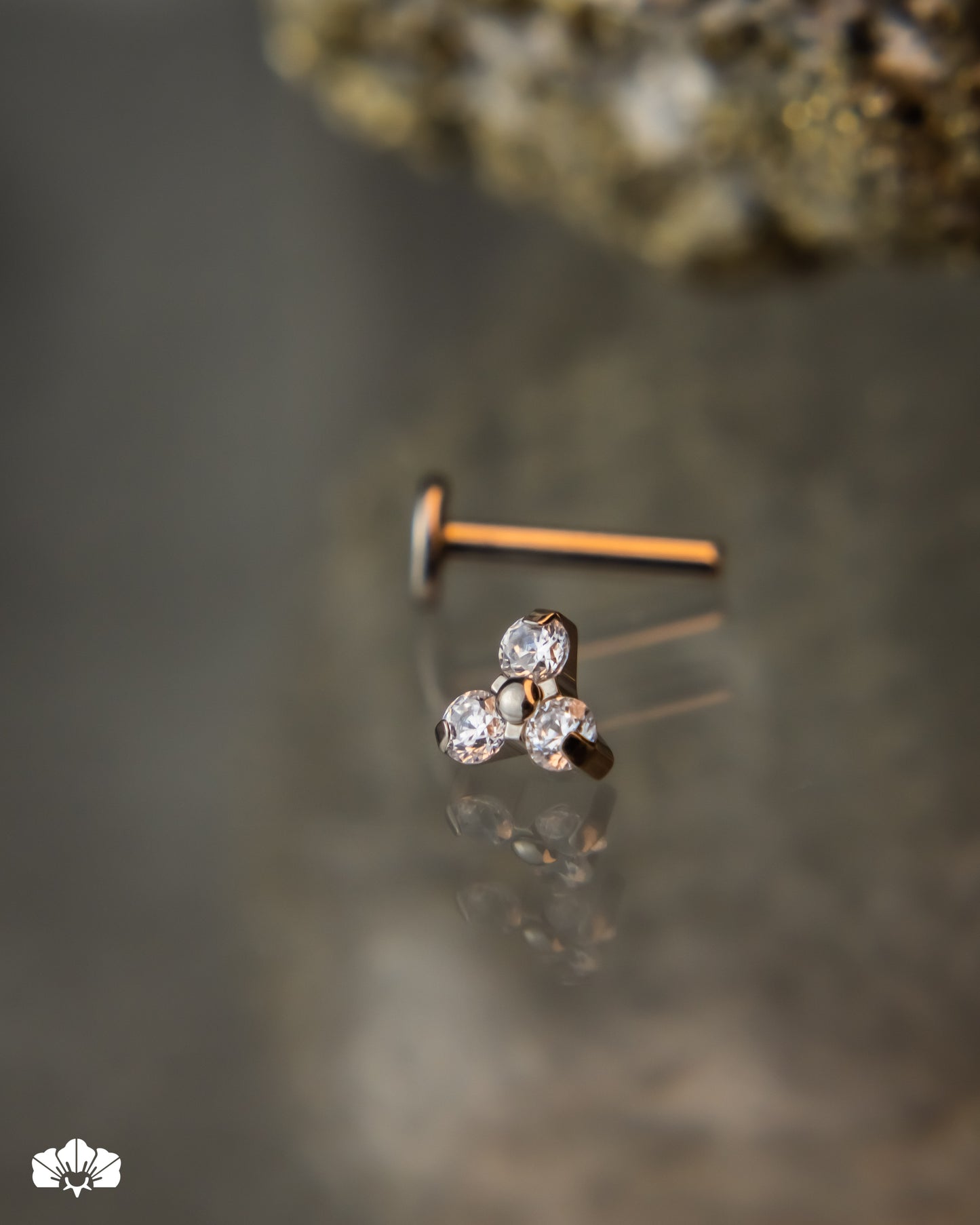 LABRET TITANIO TRINITY SWAROVSKI BLANCO 4.5MM