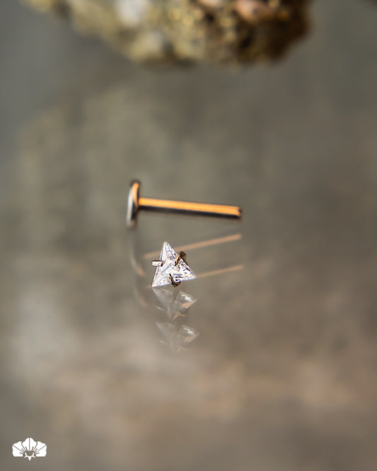 LABRET TITANIO TRIANGULO SWAROVSKI BLANCO