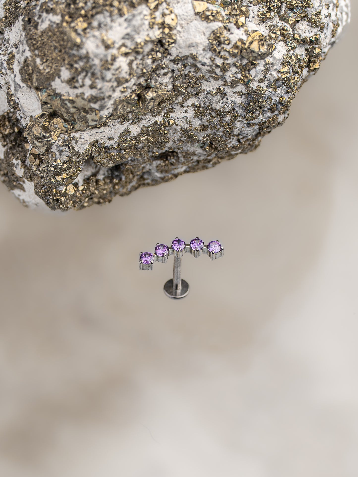 CLUSTER 5 MINI SWAROVSKI VIOLETA PRONGSET TITANIO
