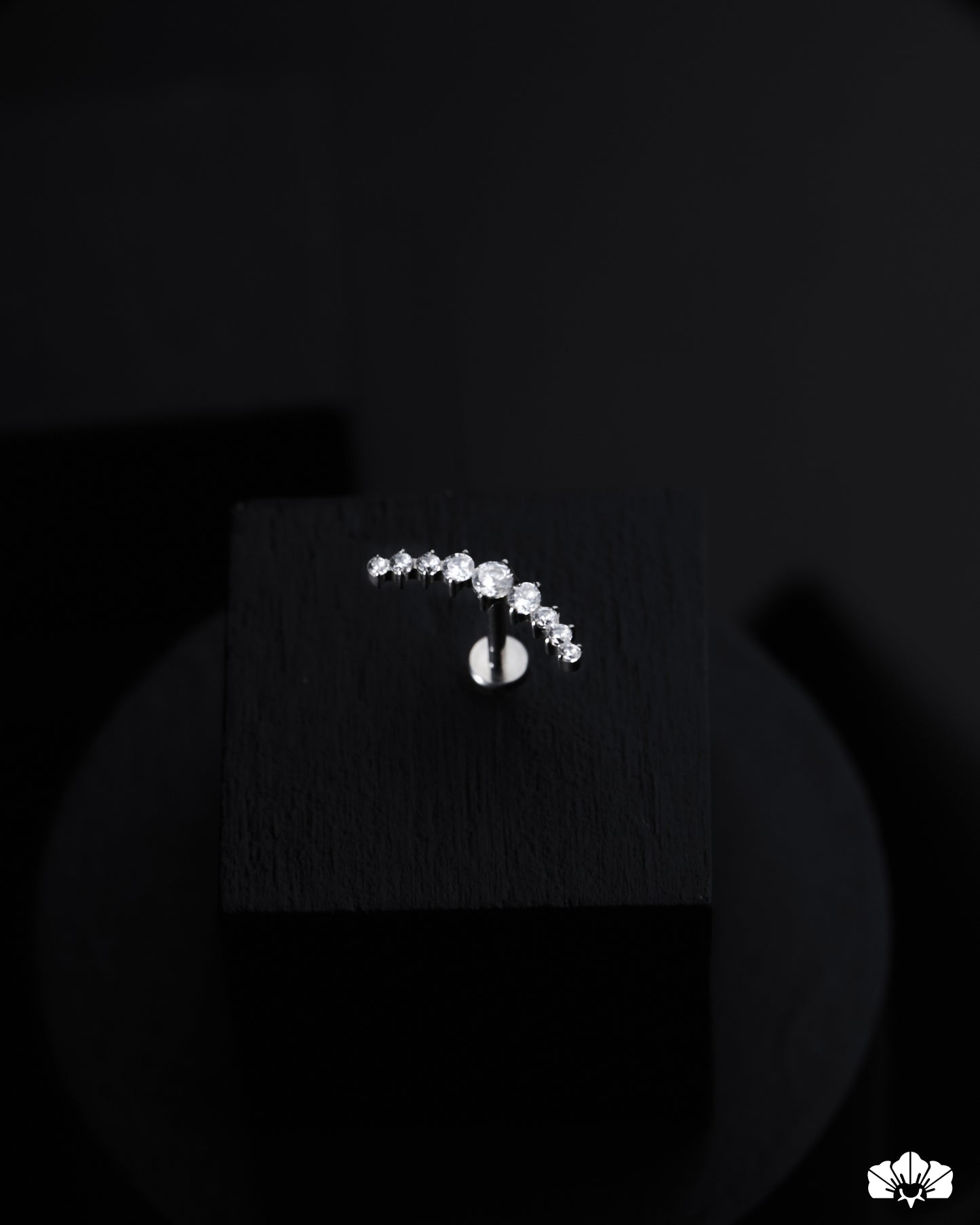 CLUSTER TITANIO MINI SWAROVSKI PRONG SET