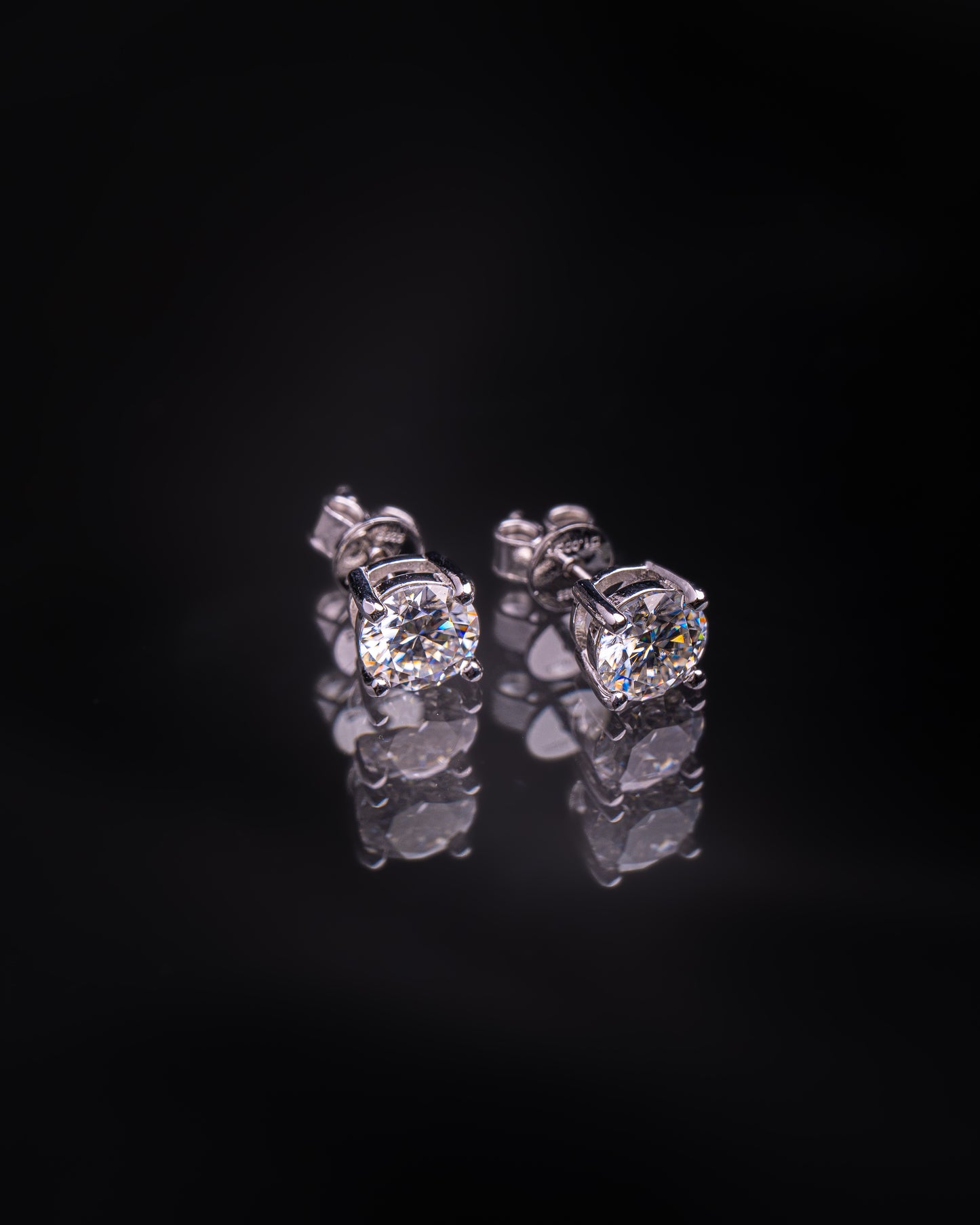 PENDIENTES PLATA LEY 925 ORO BLANCO 18K MOISSANITA 6.5MM