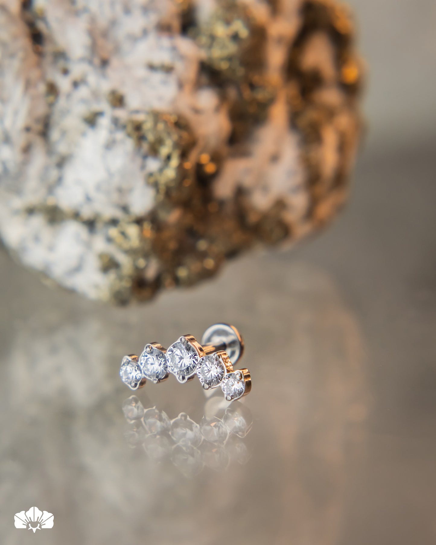 CLÚSTER TITANIO SWAROVSKI ENGASTE PRONG SET