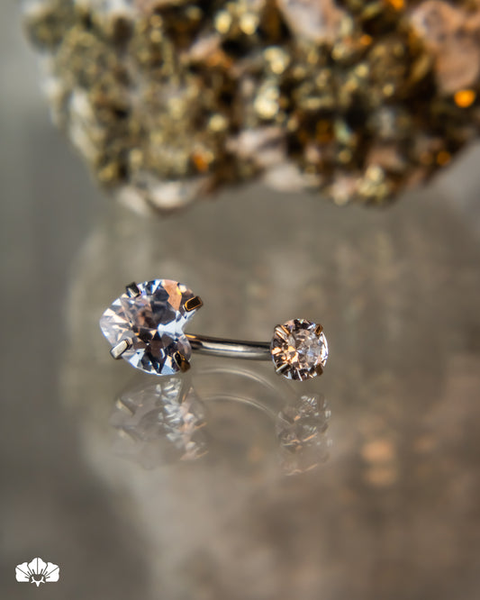 JOYA OMBLIGO TITANIO CON SWAROVSKI CORTE CORAZÓN